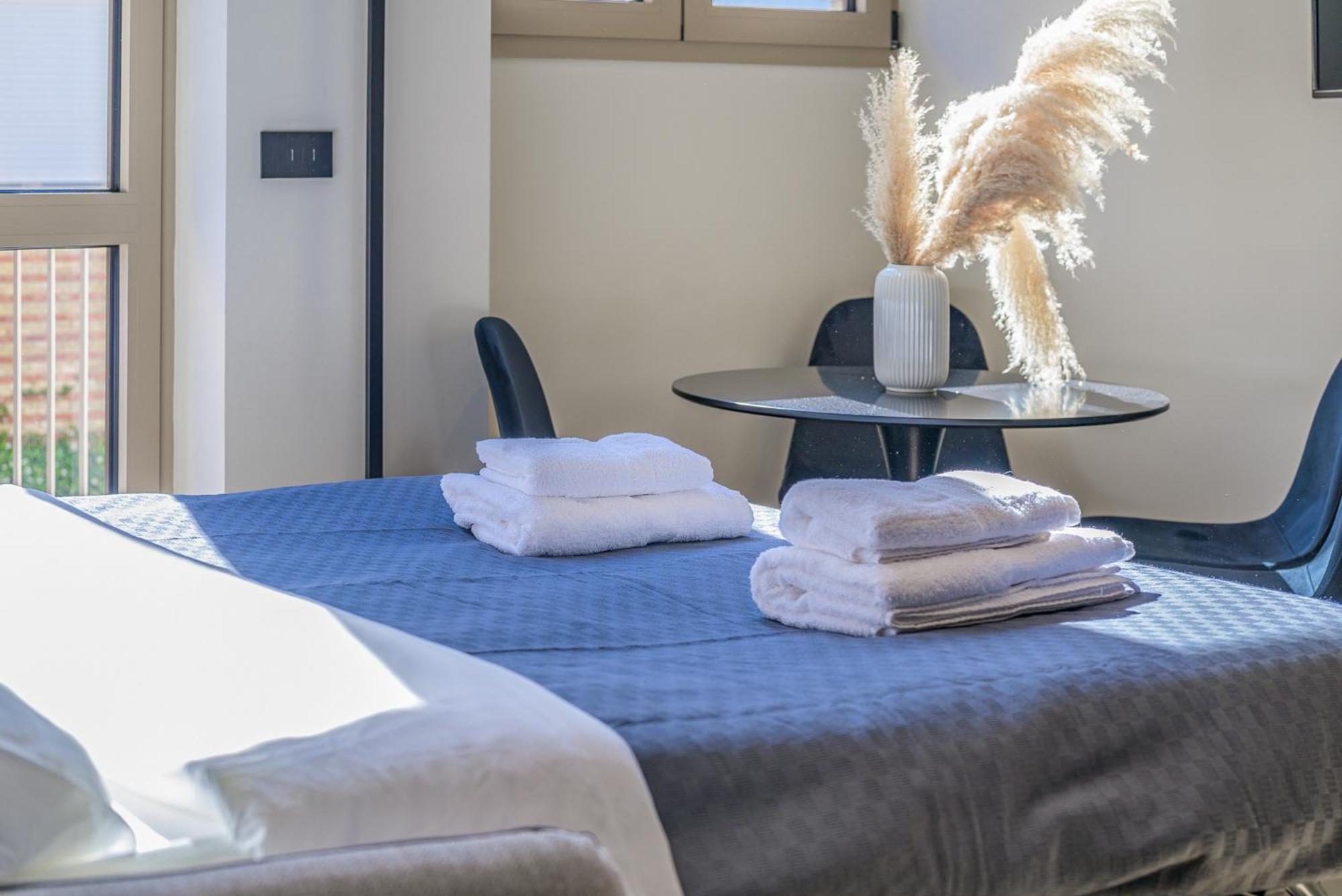 Luxury Suite Nel Cuore Di Milano Екстериор снимка